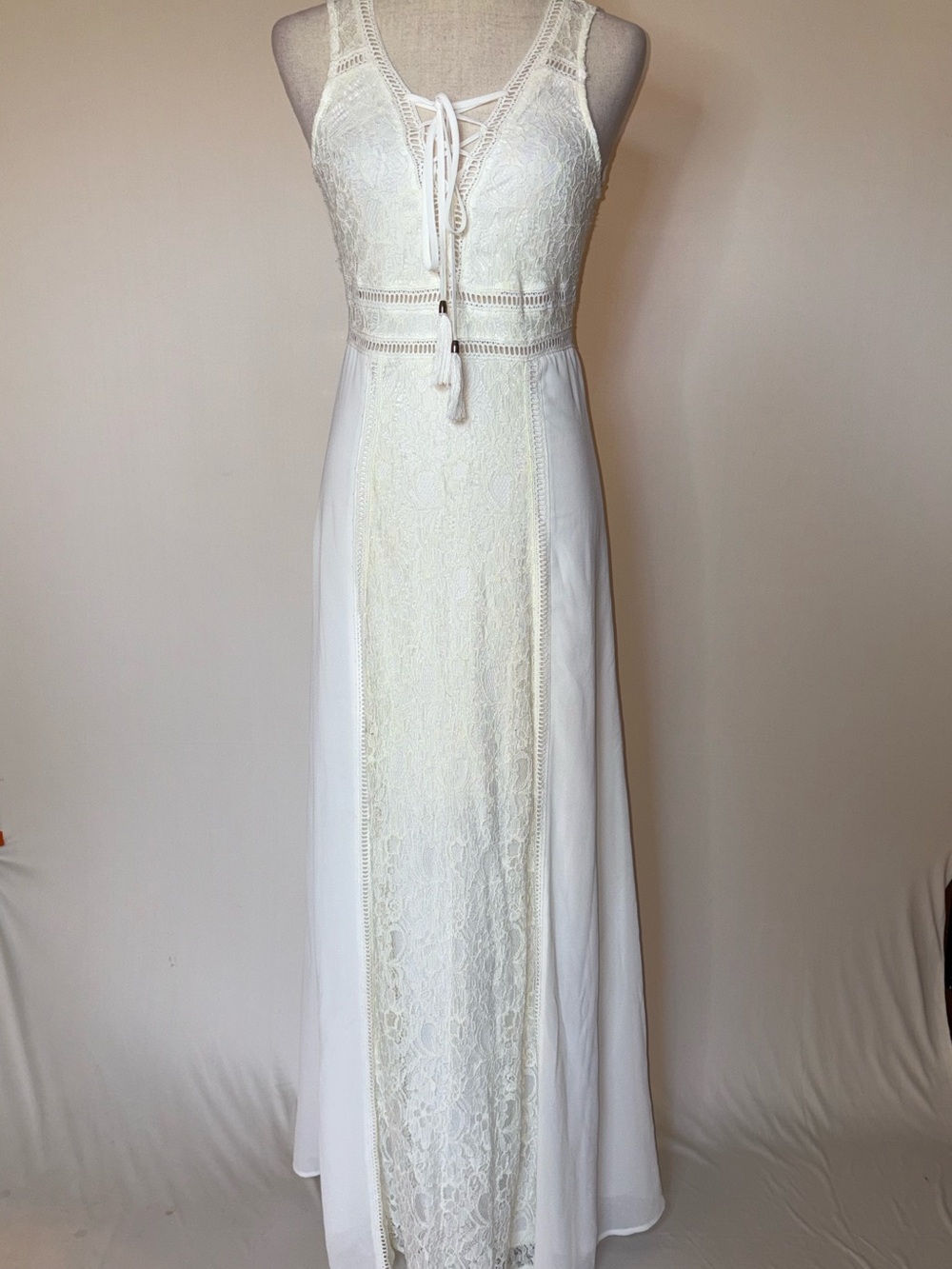 Lulus Bohemian White Lace Maxi Dress with Open Back Size Small - Picture 5 of 9